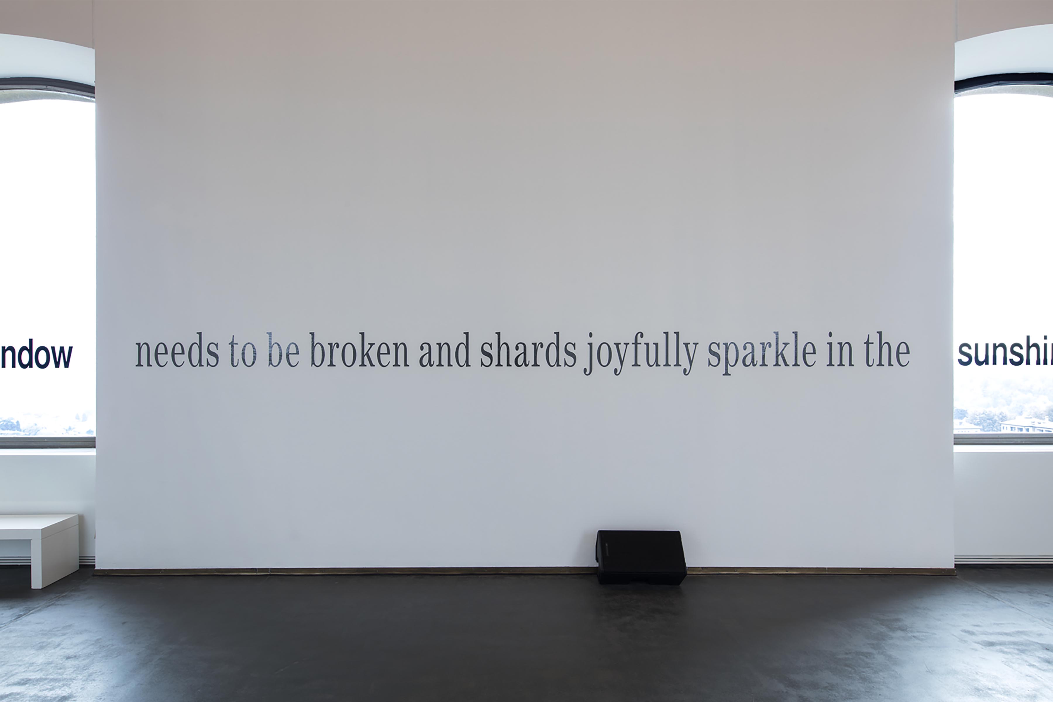 u0022Hito Steyerl. The City of Broken Windowsu0022, veduta espositiva